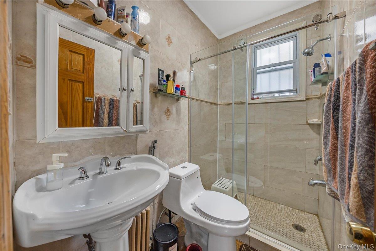 84-05 102nd Street, Richmond Hill, NY 11418