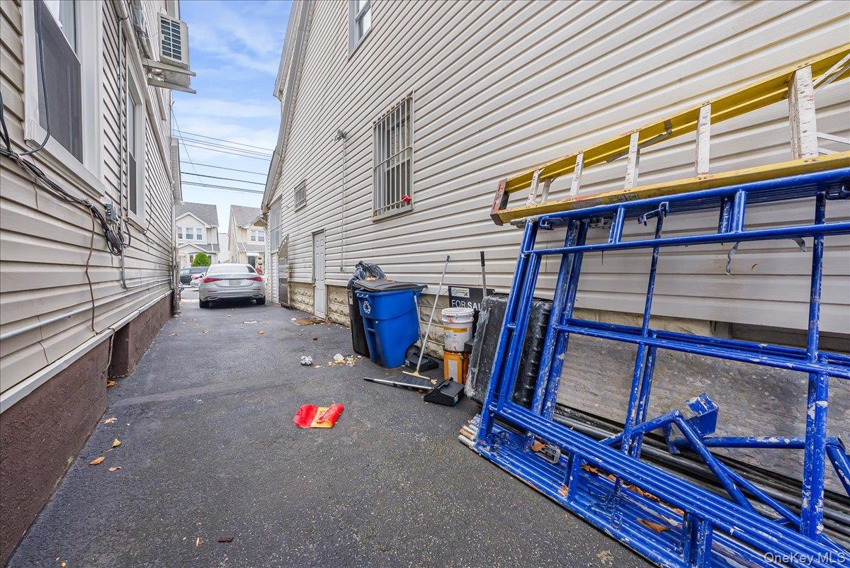 84-05 102nd Street, Richmond Hill, NY 11418