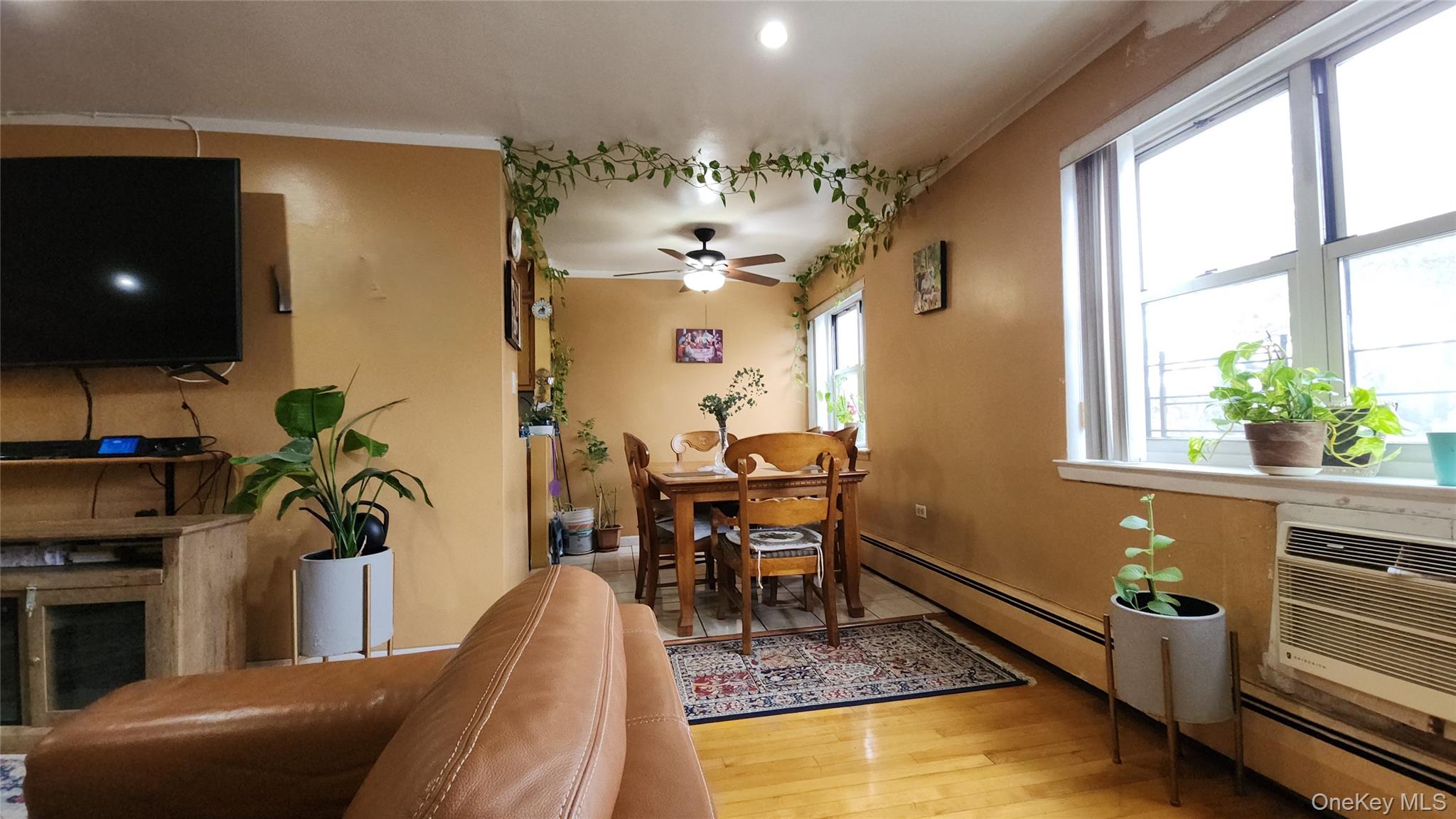 99-10 60th Avenue # 3H, Corona, NY 11368