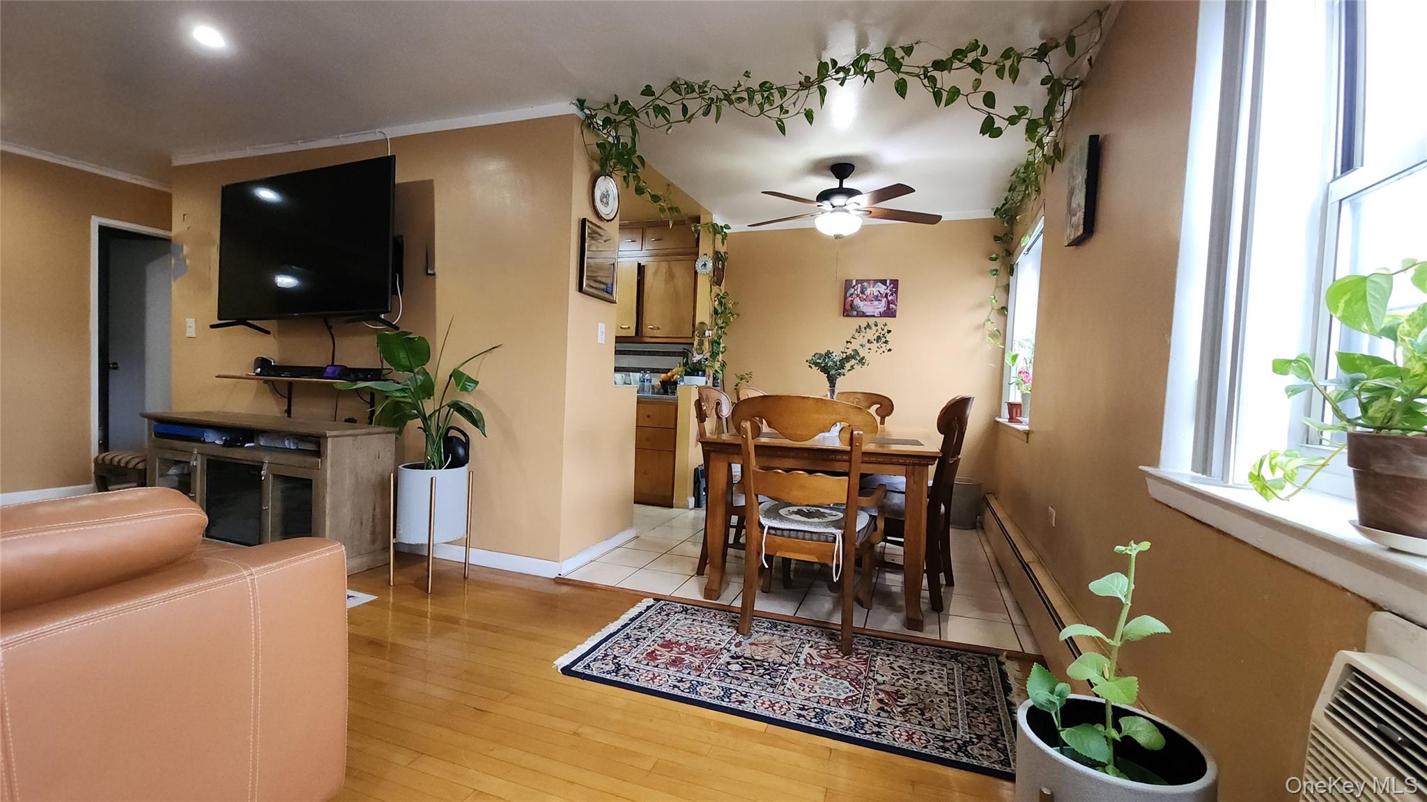 99-10 60th Avenue # 3H, Corona, NY 11368