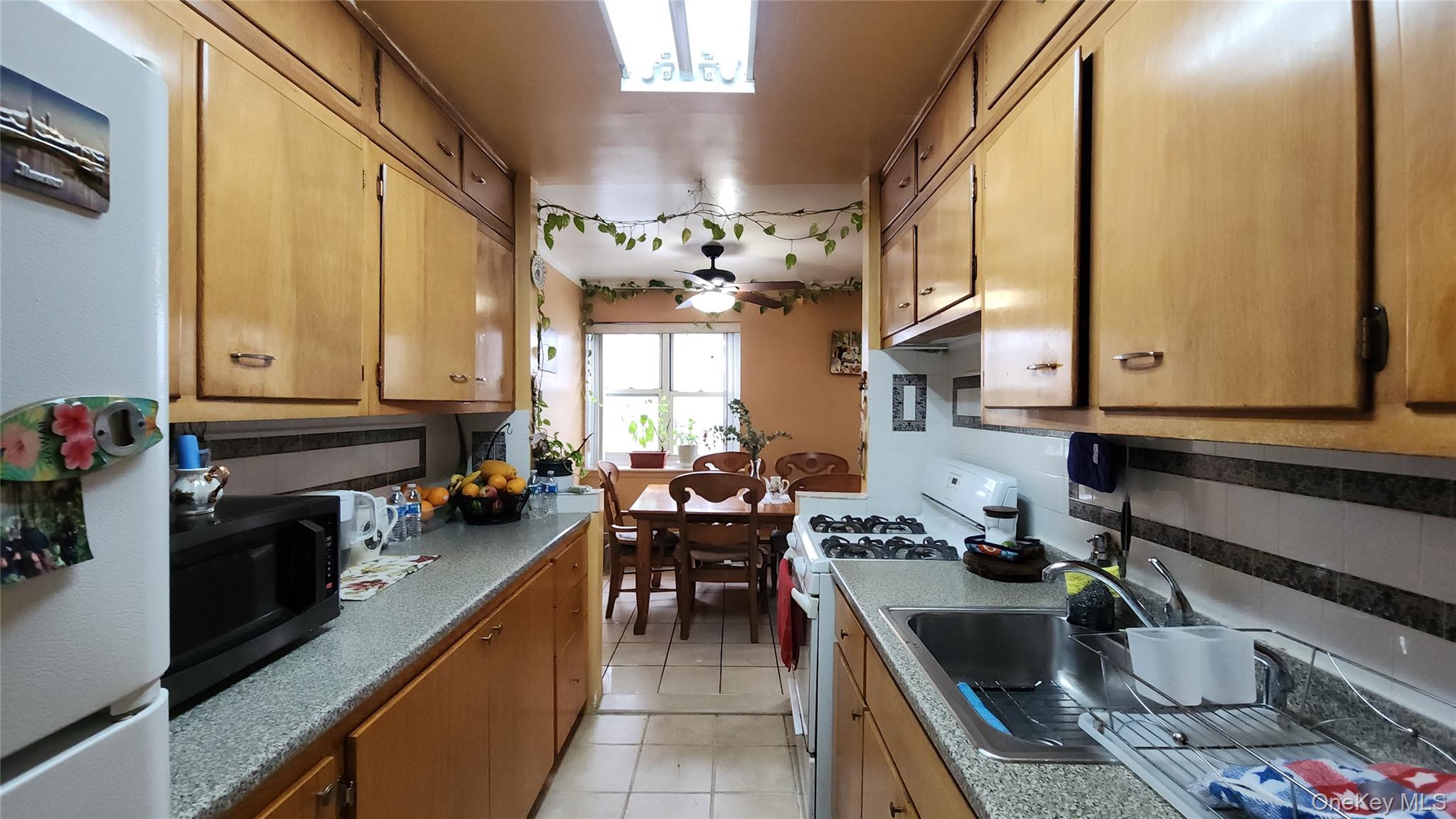 99-10 60th Avenue # 3H, Corona, NY 11368