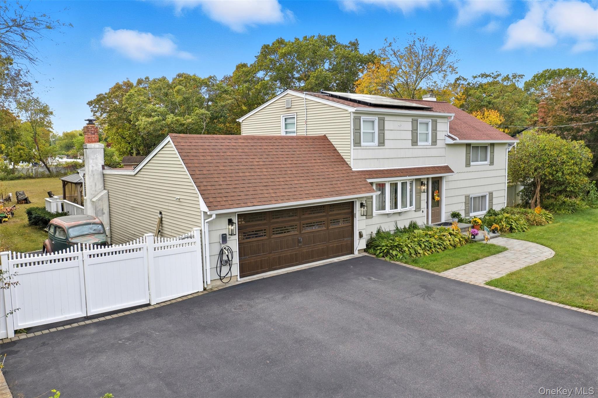 264 Amityville Street, Islip Terrace, NY 11752