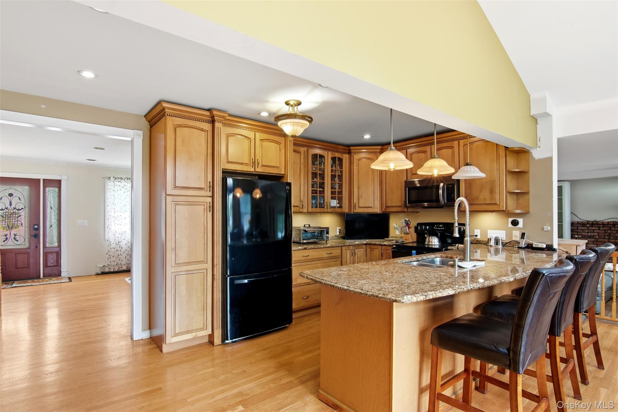 264 Amityville Street, Islip Terrace, NY 11752