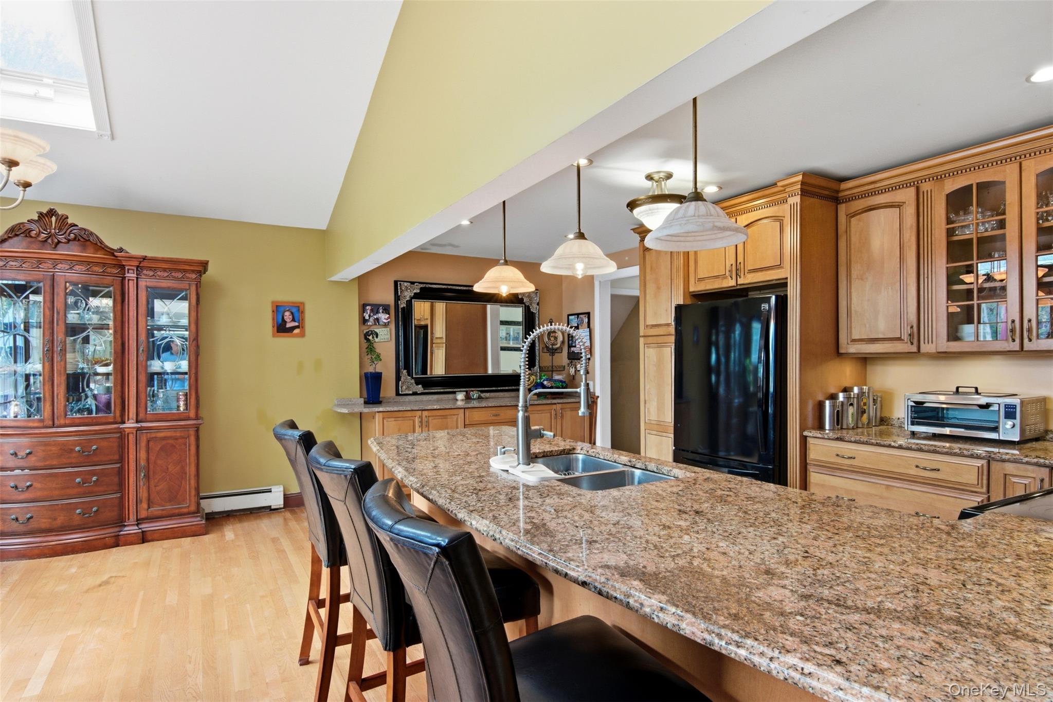 264 Amityville Street, Islip Terrace, NY 11752