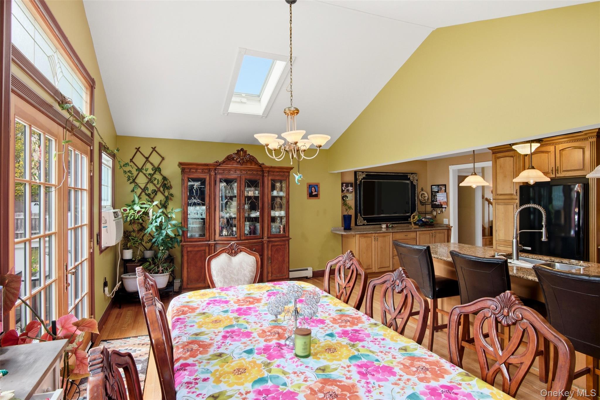 264 Amityville Street, Islip Terrace, NY 11752