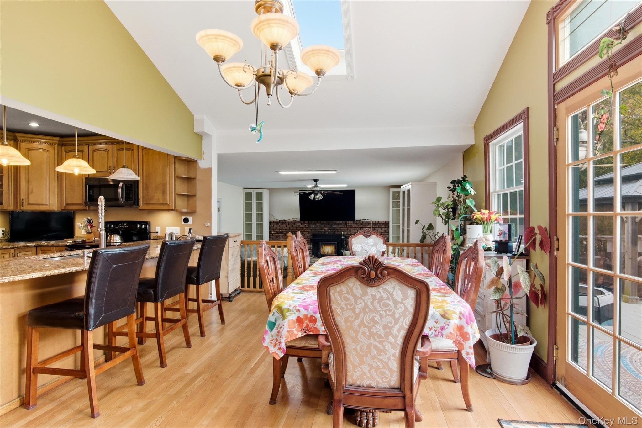 264 Amityville Street, Islip Terrace, NY 11752