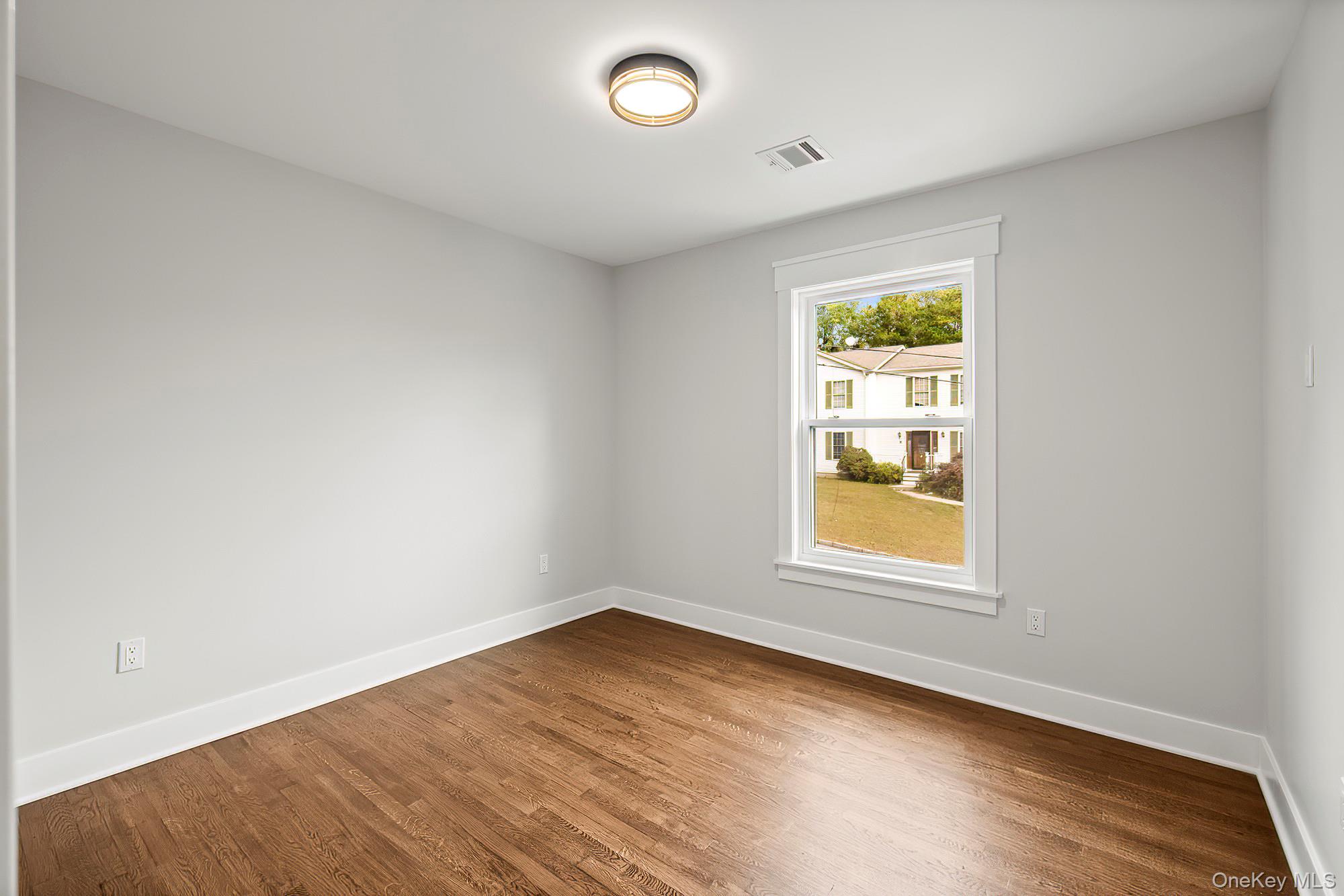 9 Stadium Road, White Plains, NY 10607