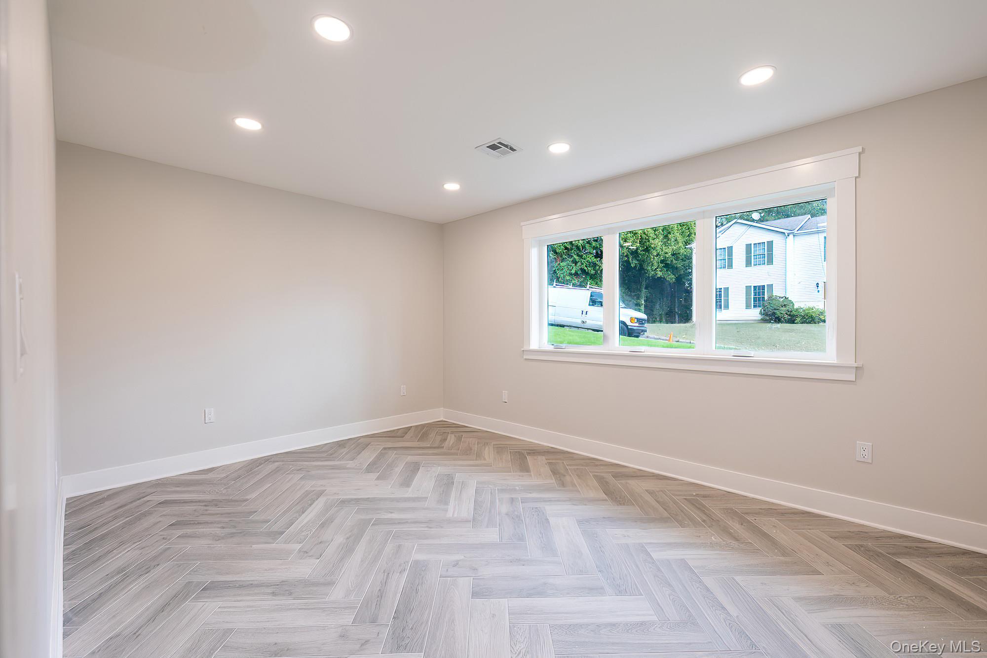 9 Stadium Road, White Plains, NY 10607