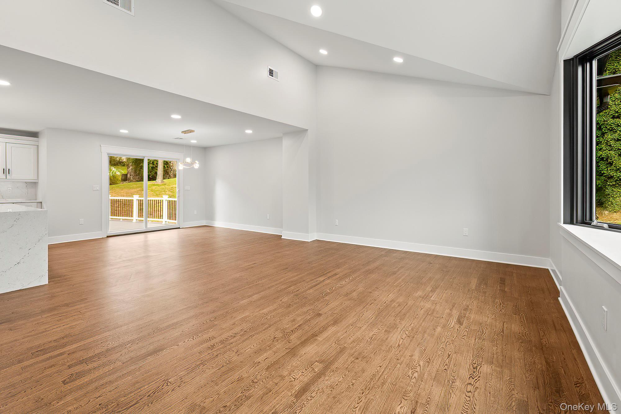 9 Stadium Road, White Plains, NY 10607