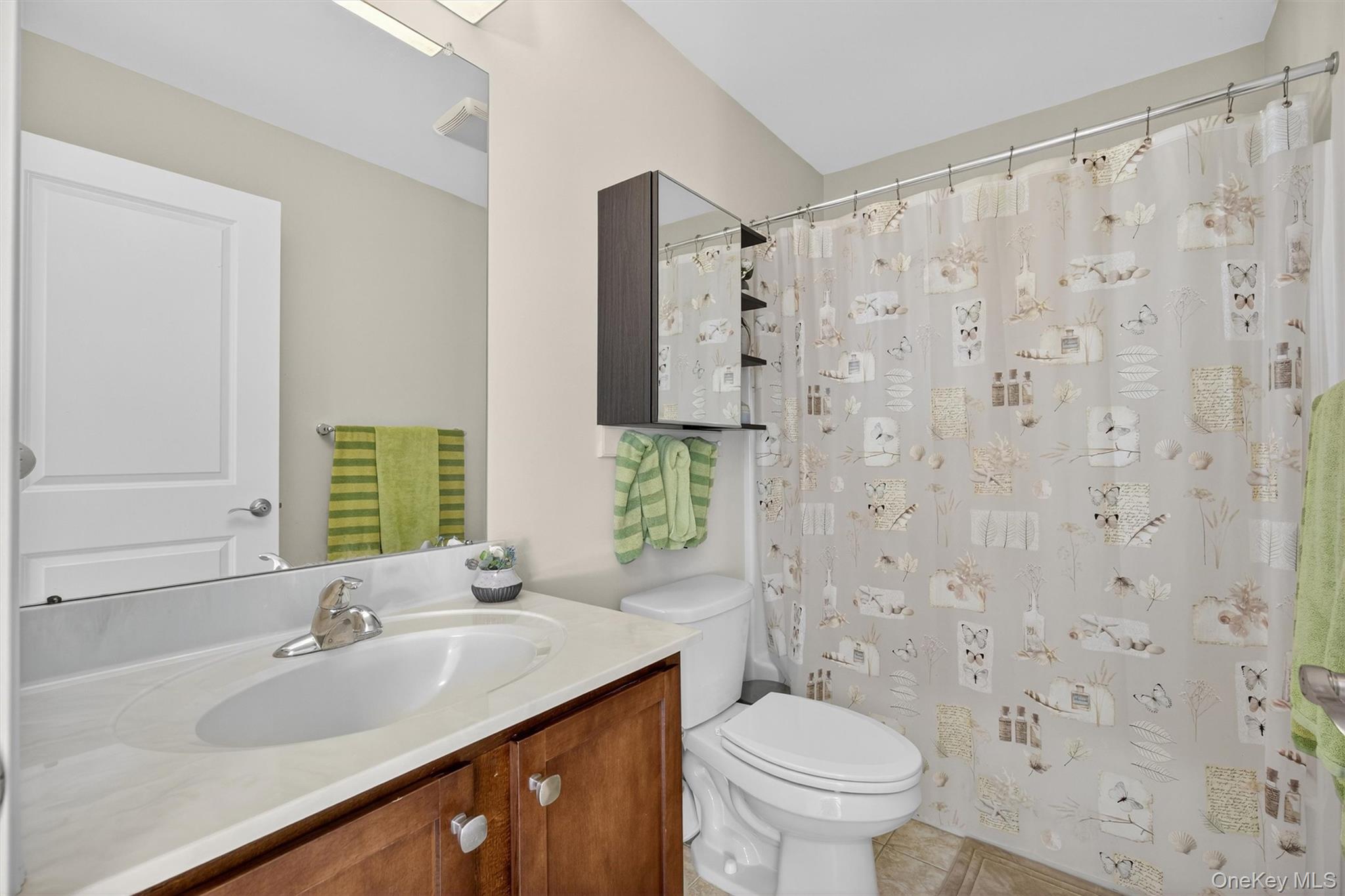 1 Doe Trail, Wappingers Falls, NY 12590