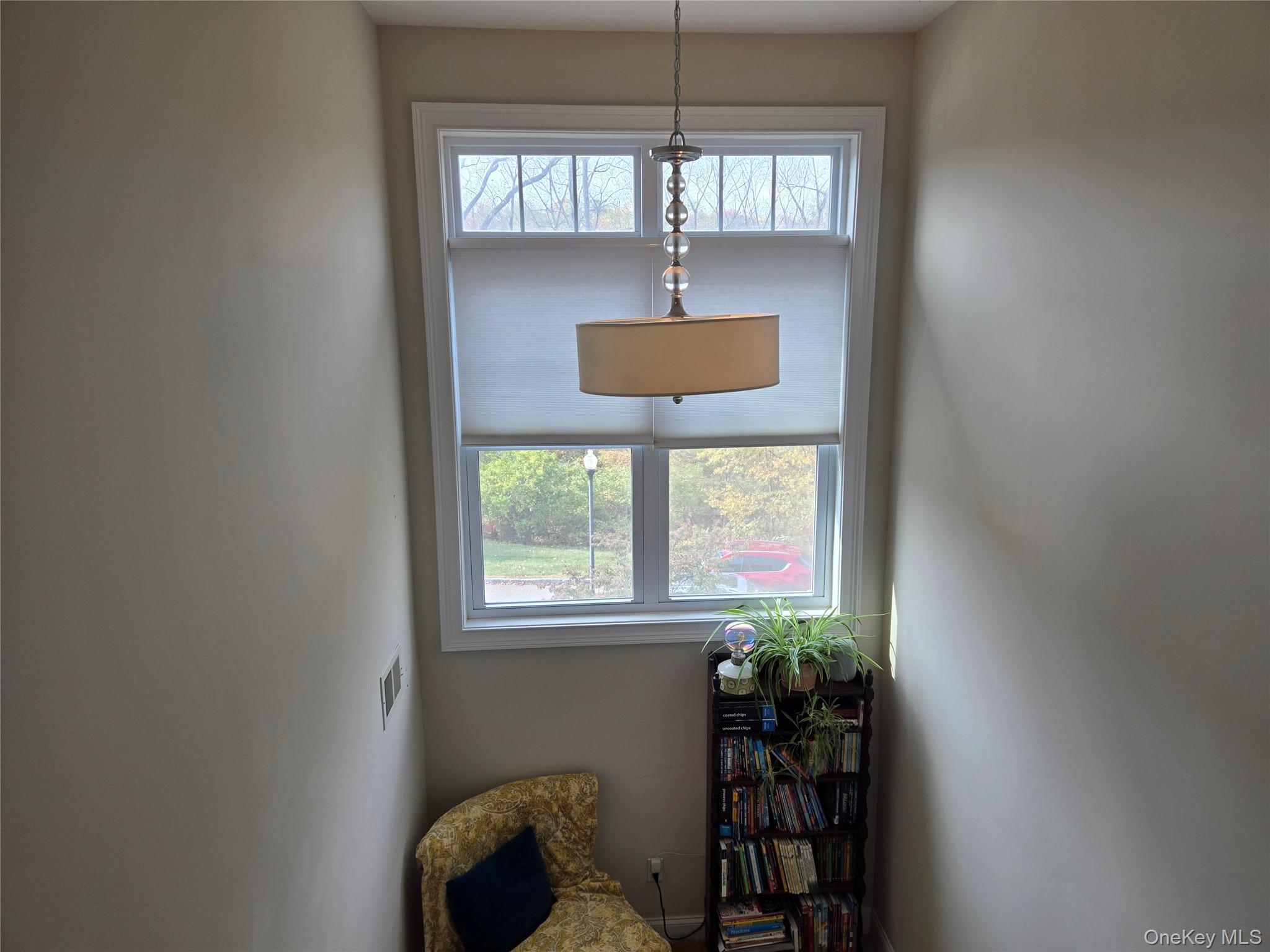 1 Doe Trail, Wappingers Falls, NY 12590