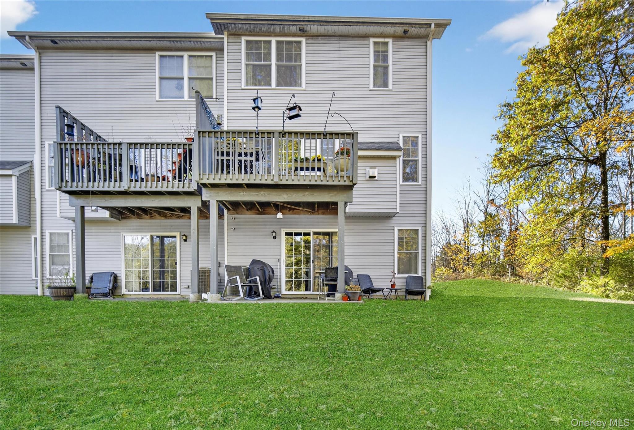 1 Doe Trail, Wappingers Falls, NY 12590