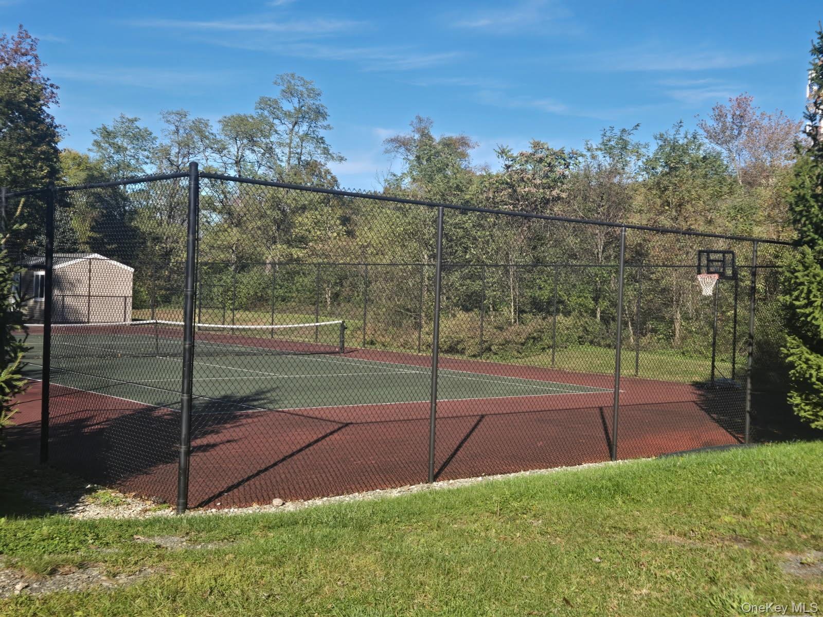 1 Doe Trail, Wappingers Falls, NY 12590