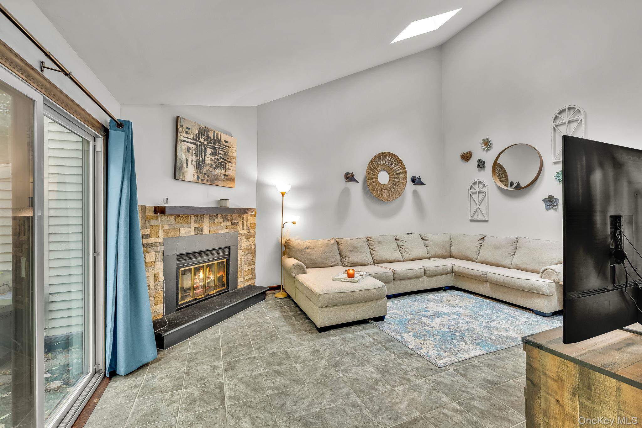 9 Cherry Court, Highland Mills, NY 10930