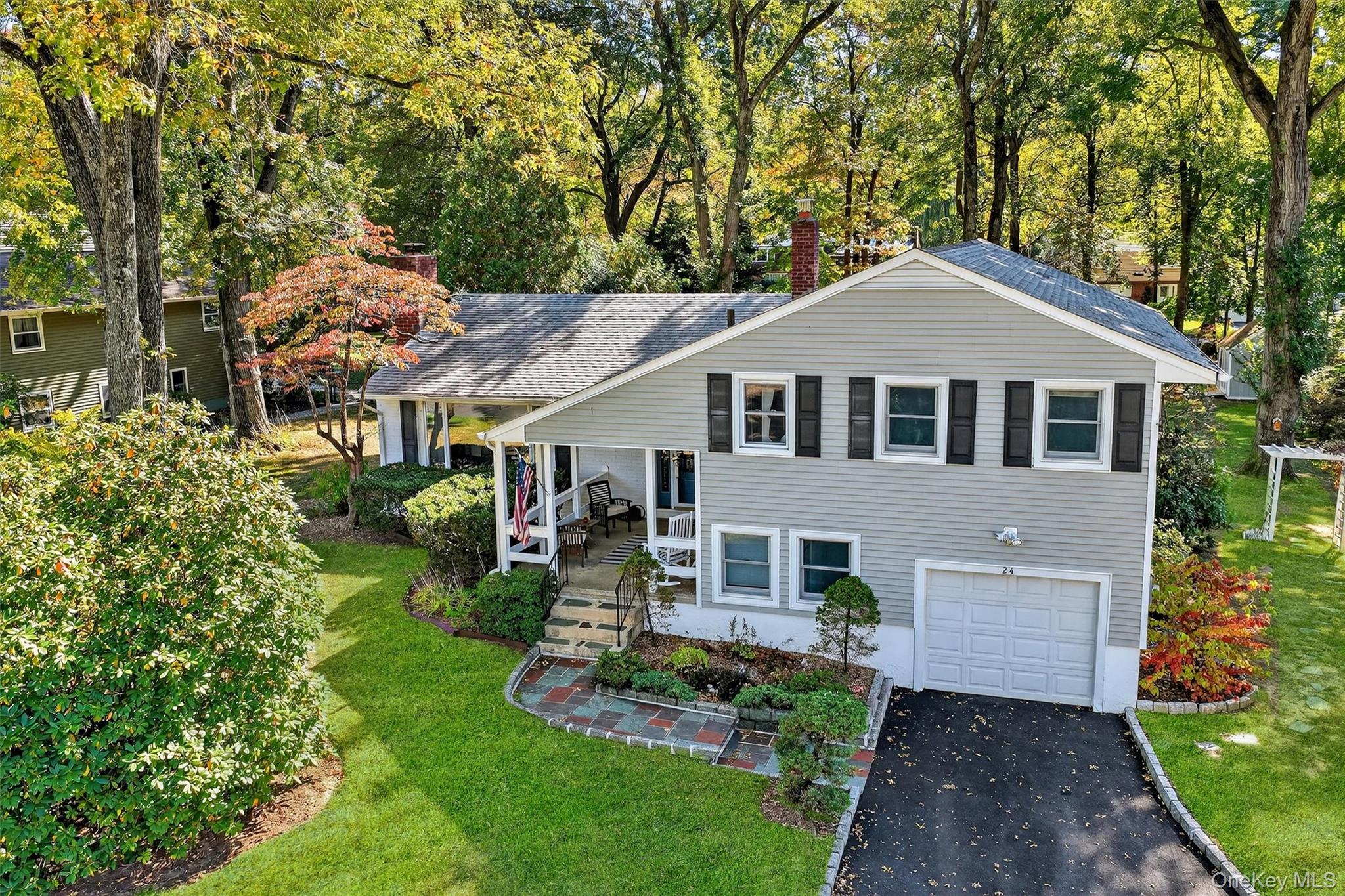 24 Whitewood Road, White Plains, NY 10603