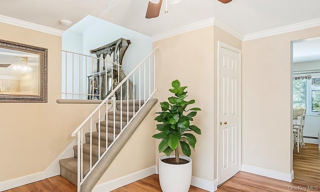 7 Majestic Road, Selden, NY 11784