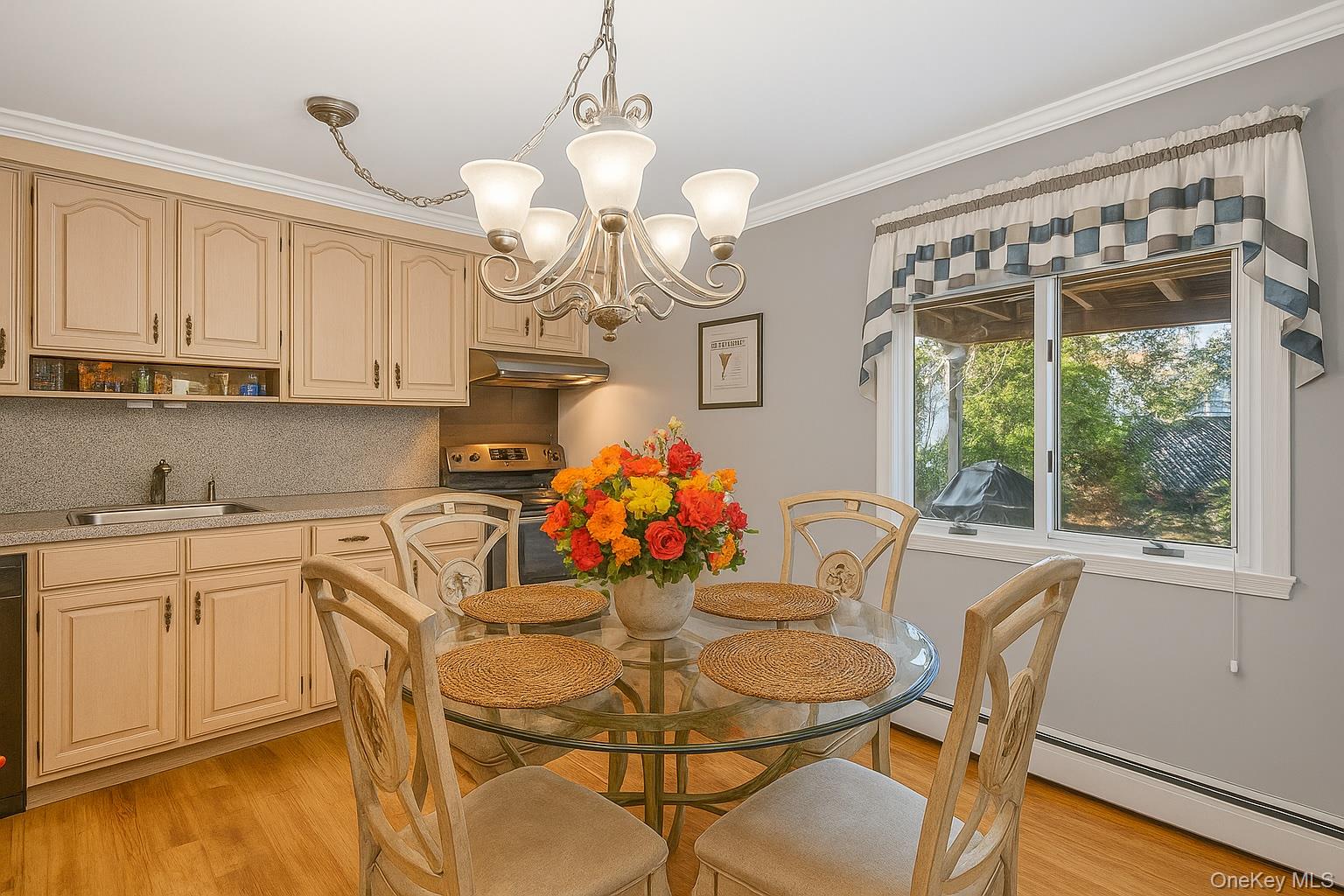 7 Majestic Road, Selden, NY 11784