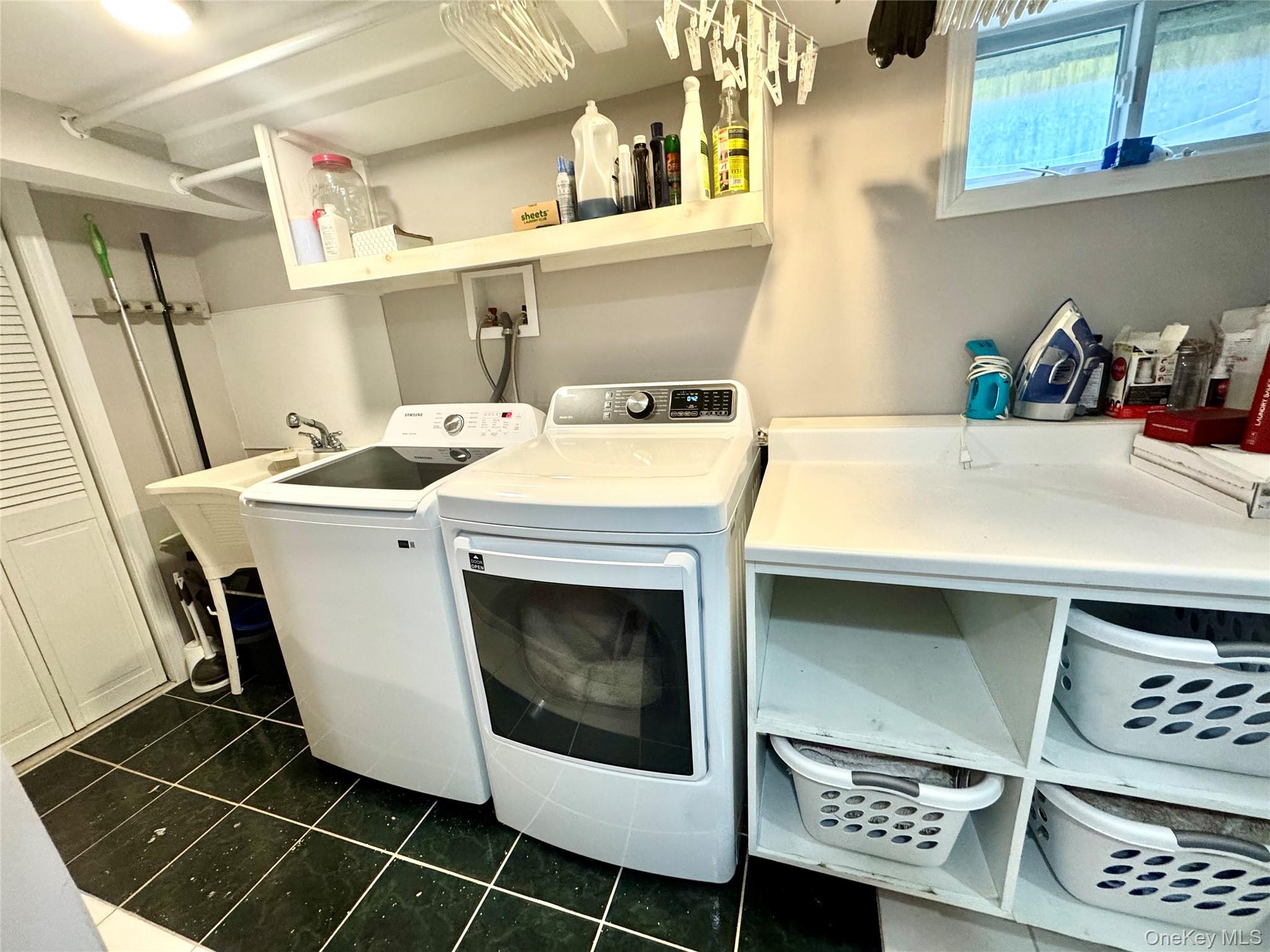 36 Sands Lane, Brookhaven, NY 11719