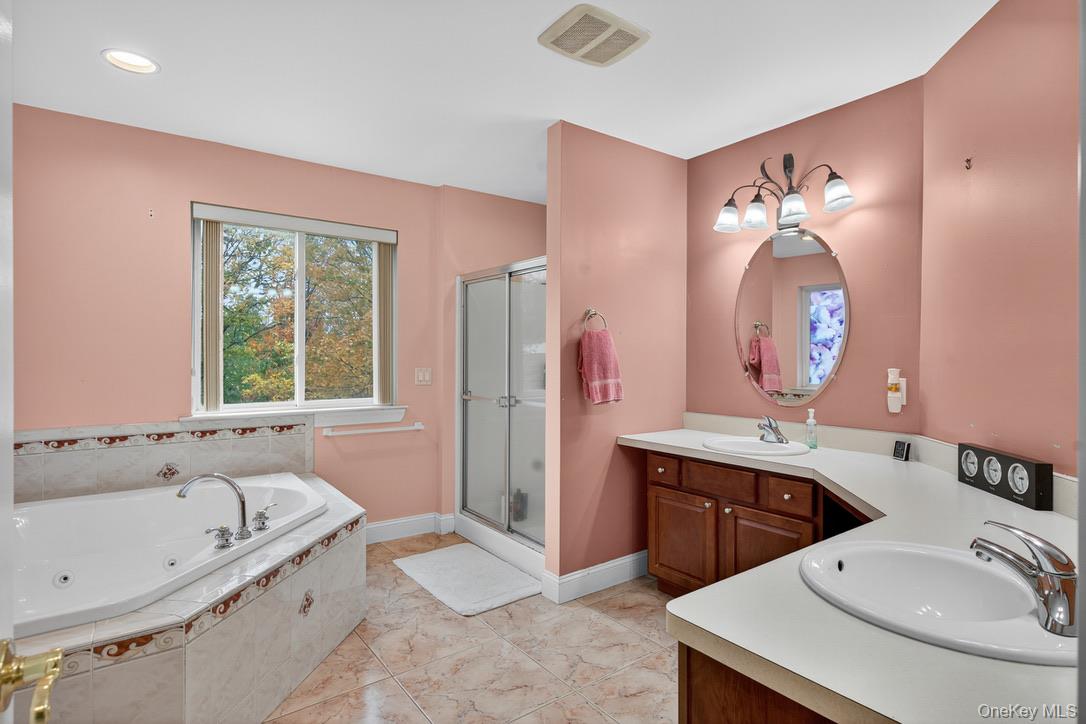 9 Country Woods Drive, Chester, NY 10918