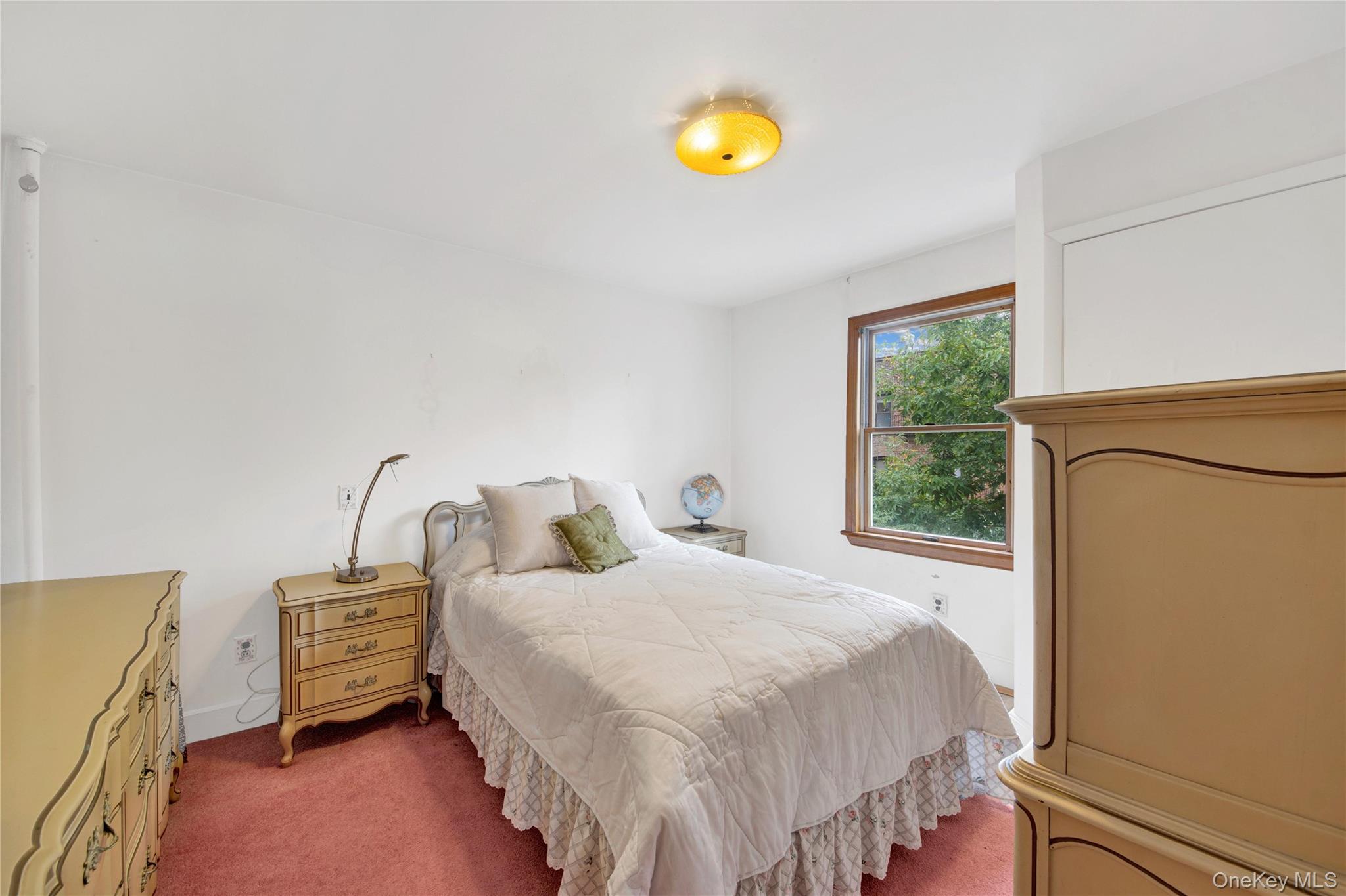 242 E 237th Street, Bronx, NY 10470