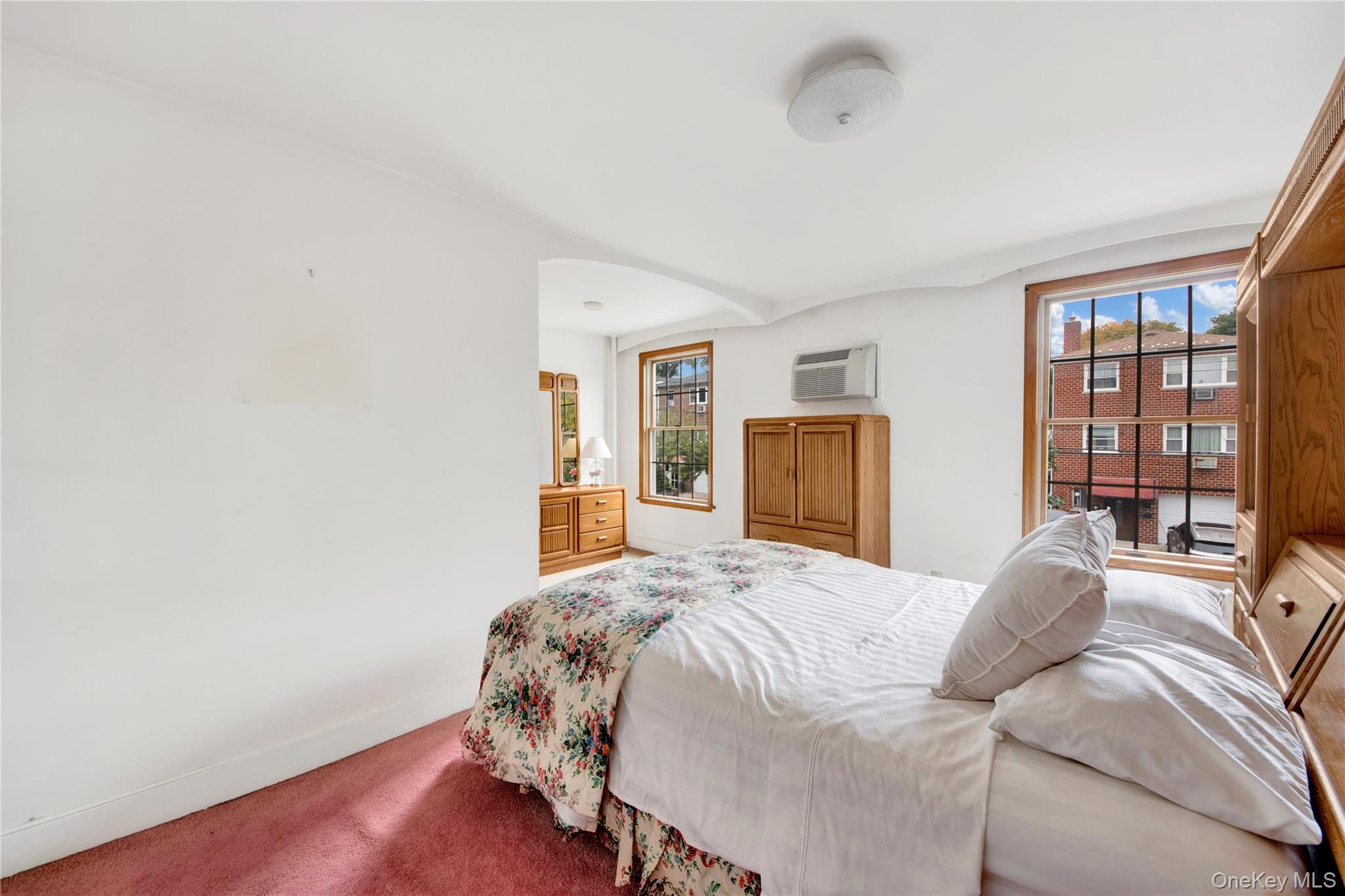 242 E 237th Street, Bronx, NY 10470