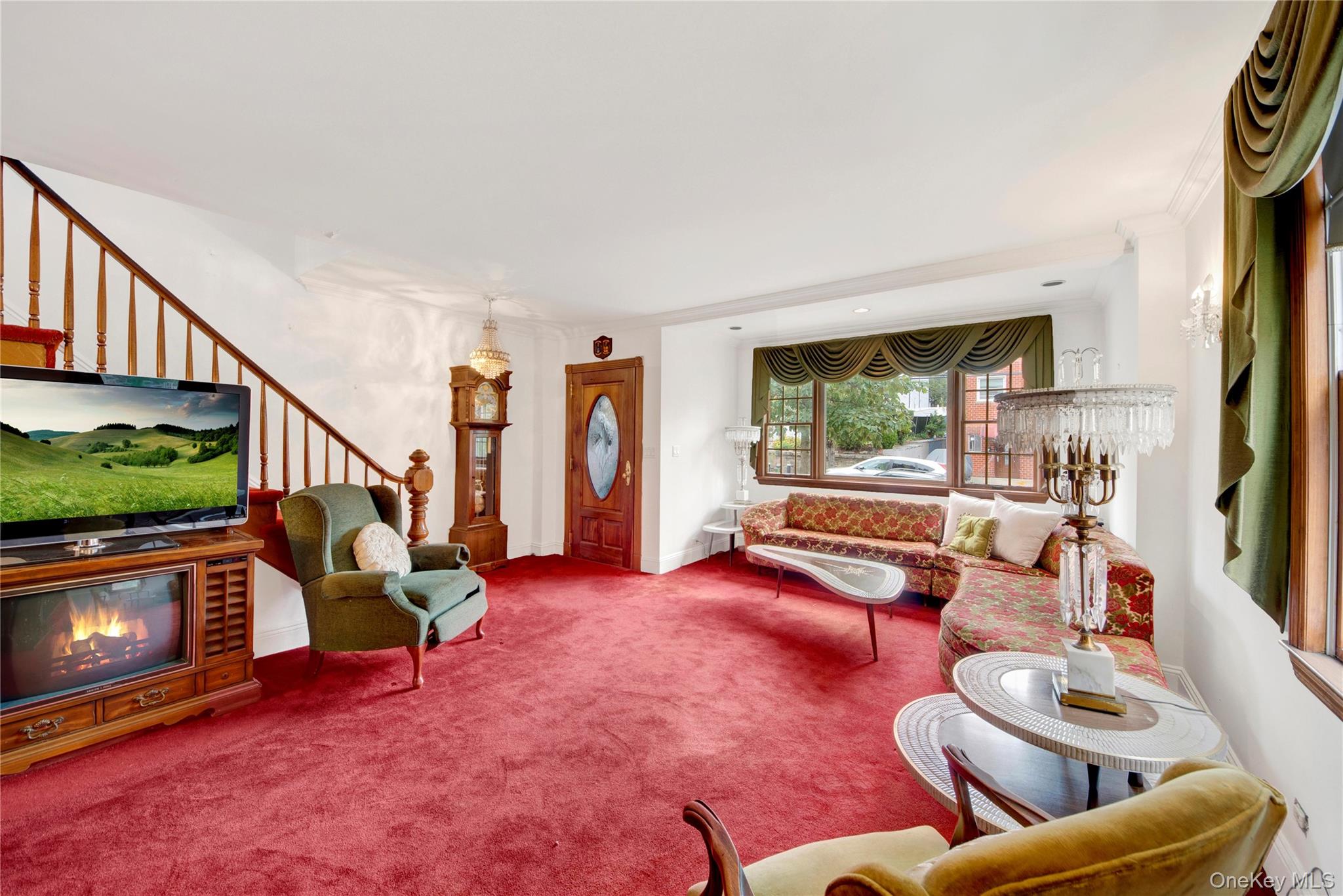 242 E 237th Street, Bronx, NY 10470