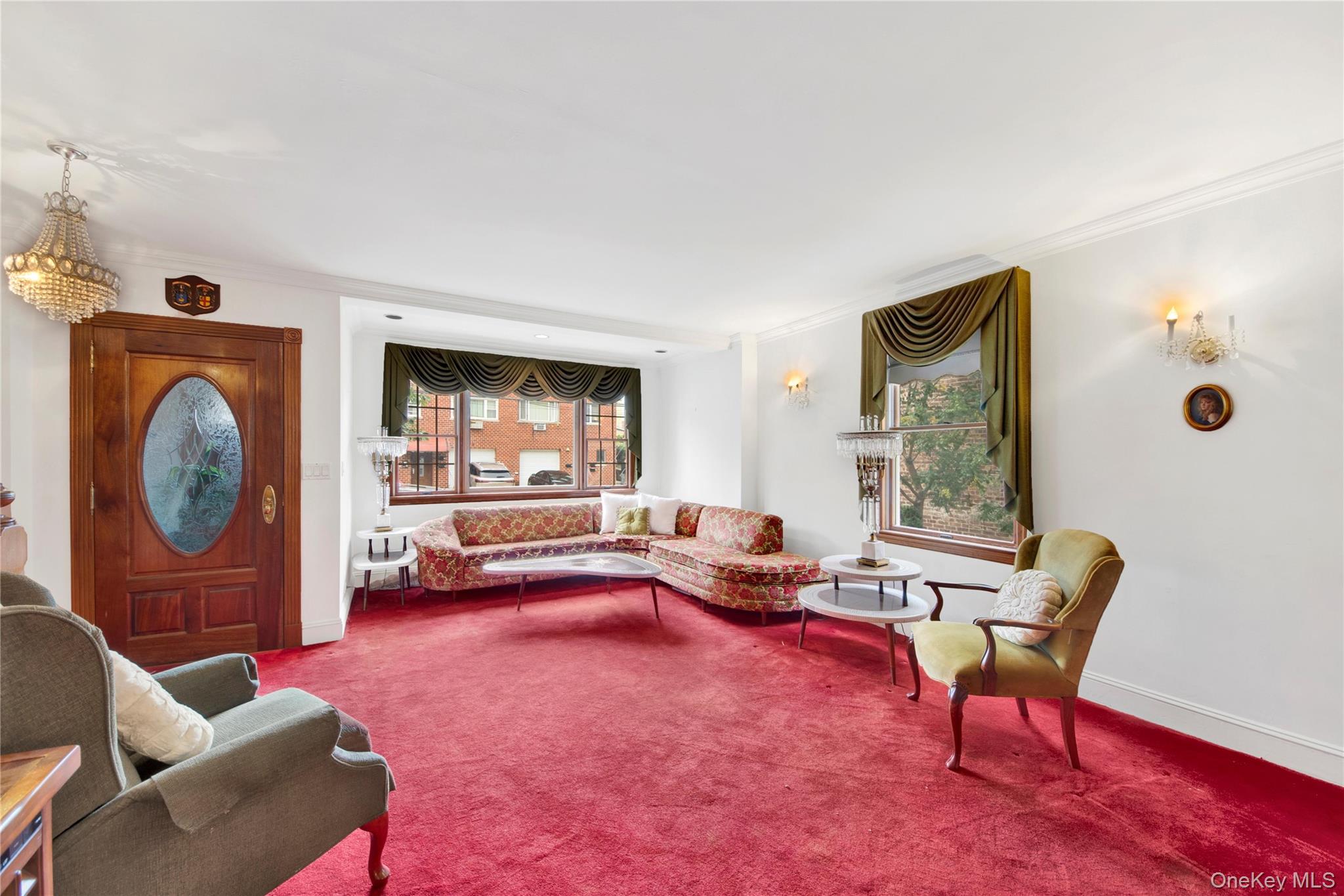 242 E 237th Street, Bronx, NY 10470