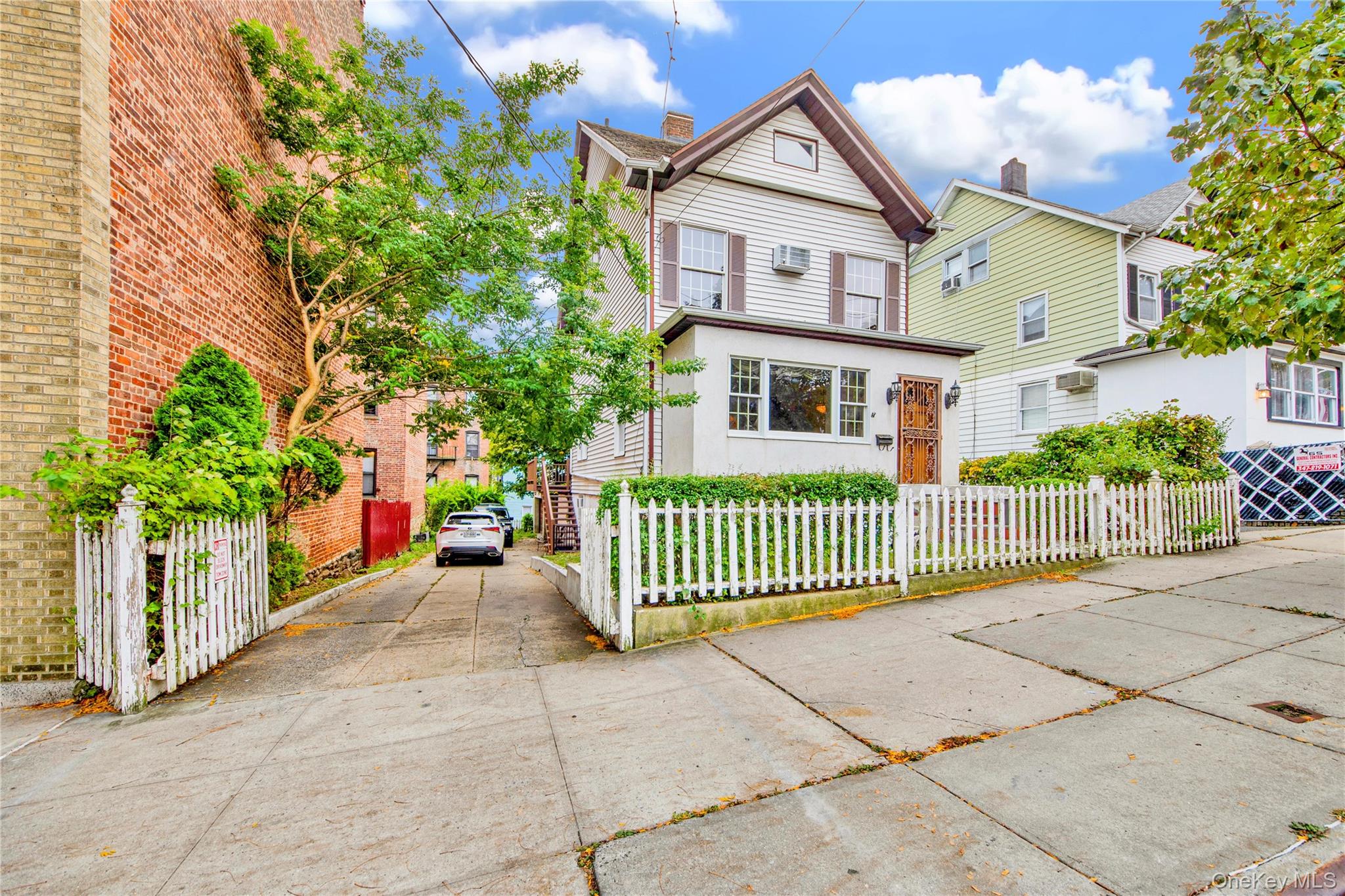 242 E 237th Street, Bronx, NY 10470