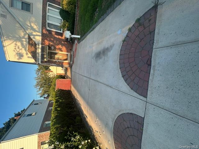 182 Wellington Road, Elmont, NY 11003