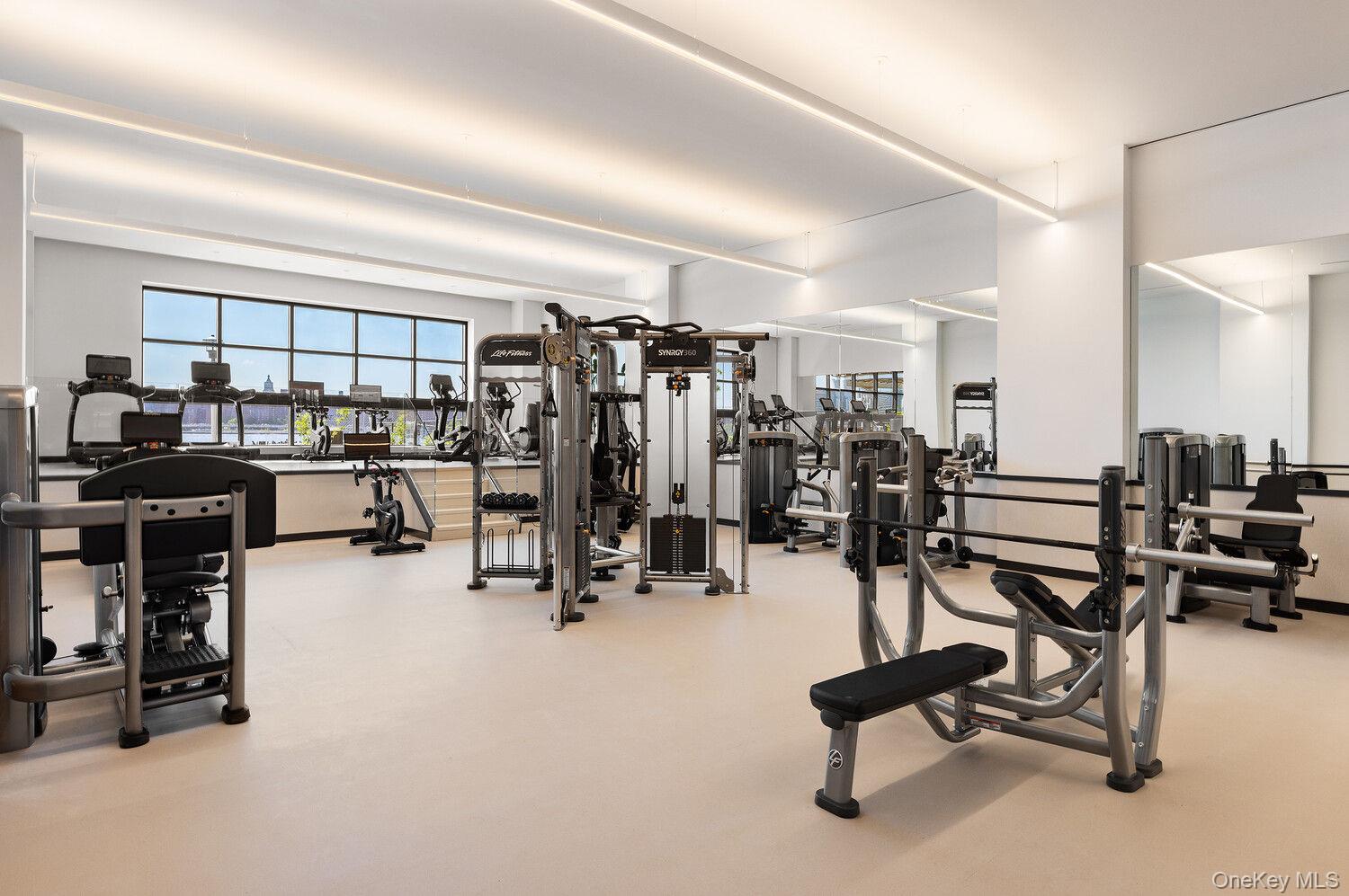 29 HURON Street # 4EW, Brooklyn, NY 11222