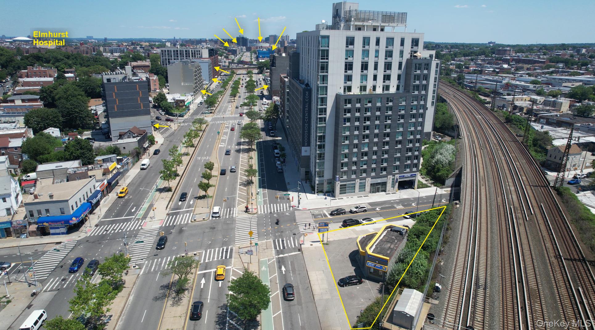 68-12 Queens Boulevard, Woodside, NY 11377