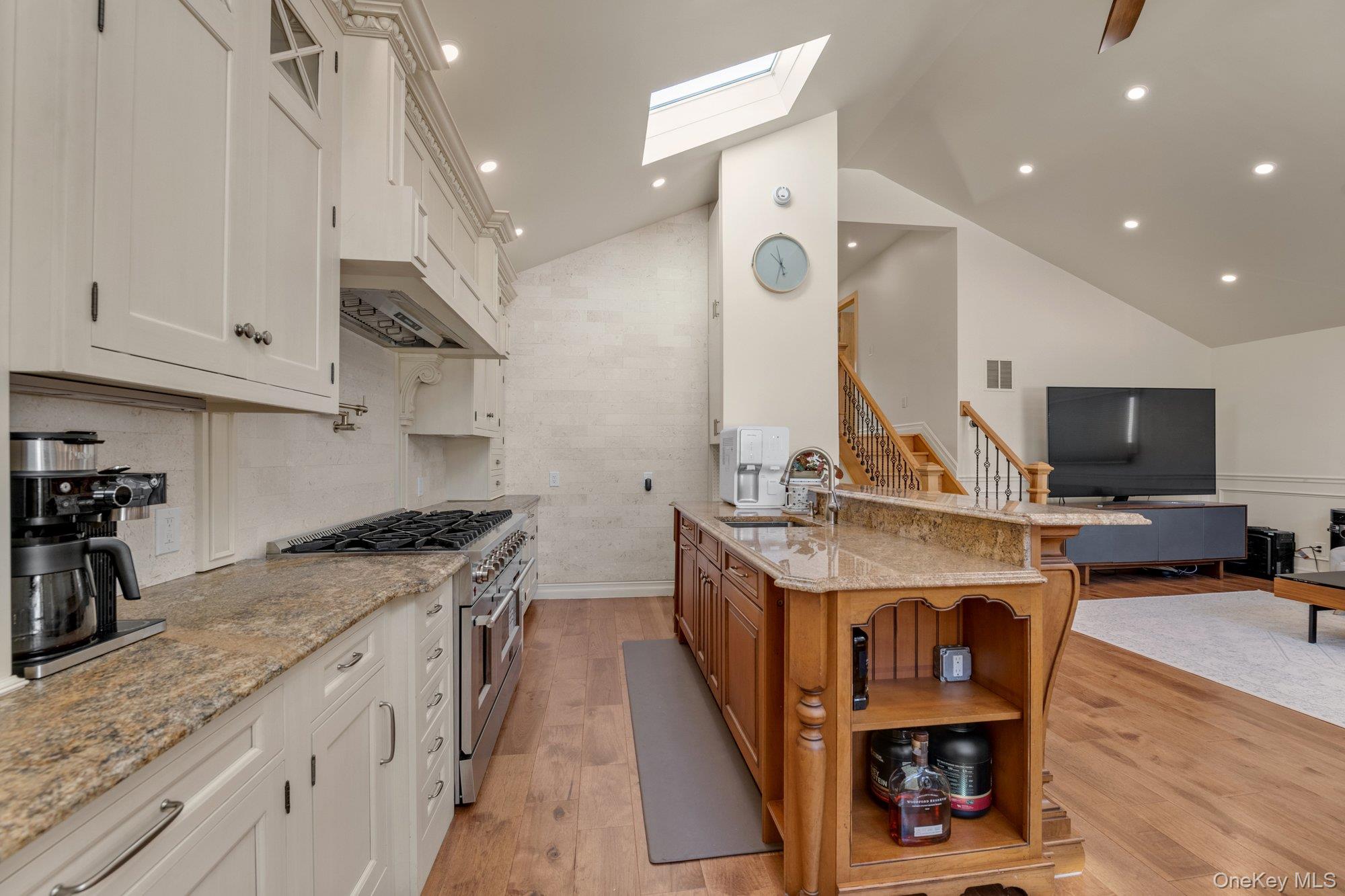 22469 76th Road, Bayside, NY 11364