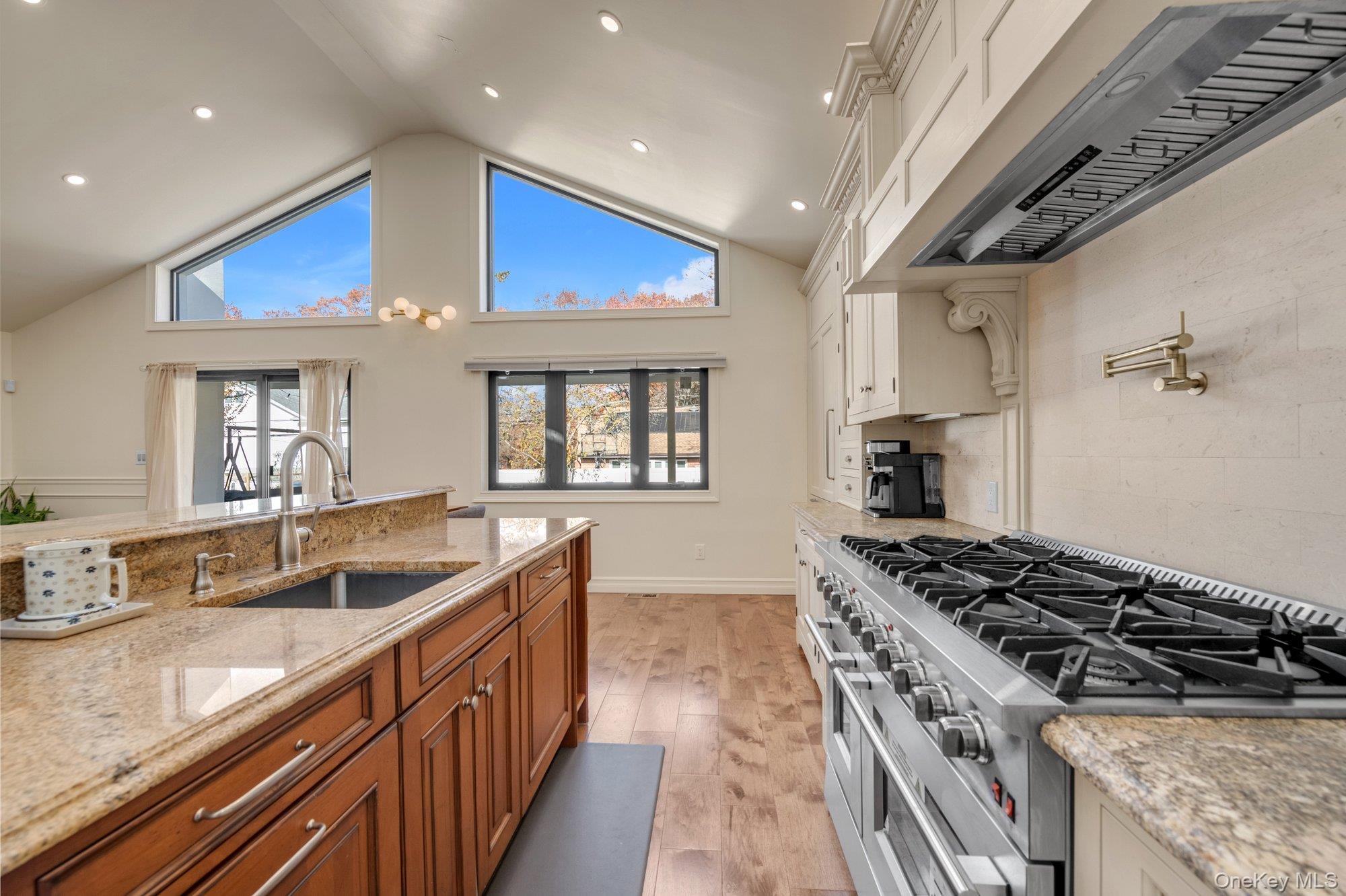 22469 76th Road, Bayside, NY 11364