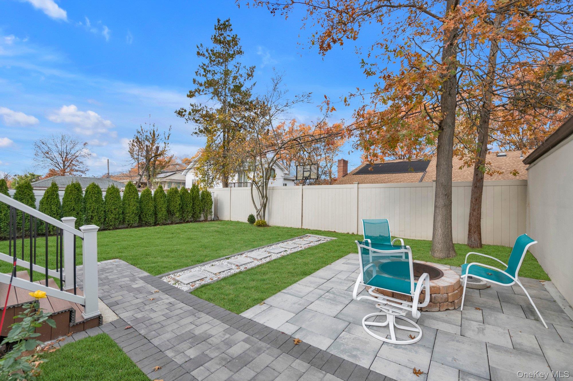 22469 76th Road, Bayside, NY 11364