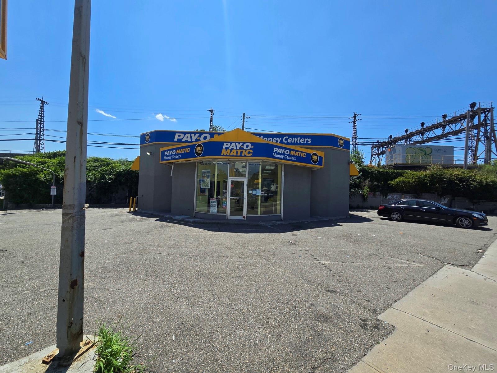 68-12 Queens Boulevard, Woodside, NY 11377