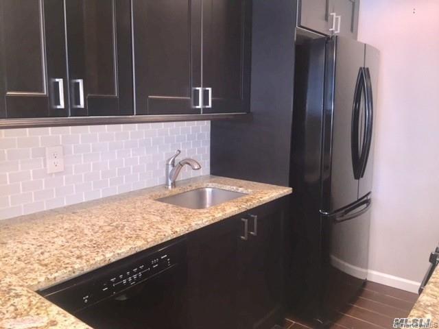 22 N Forest Avenue # 2F, Rockville Centre, NY 11570