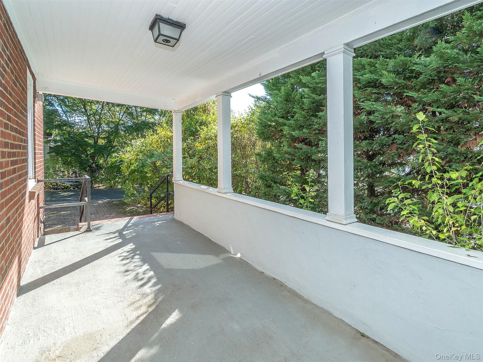 16 Avenue A, Port Washington, NY 11050