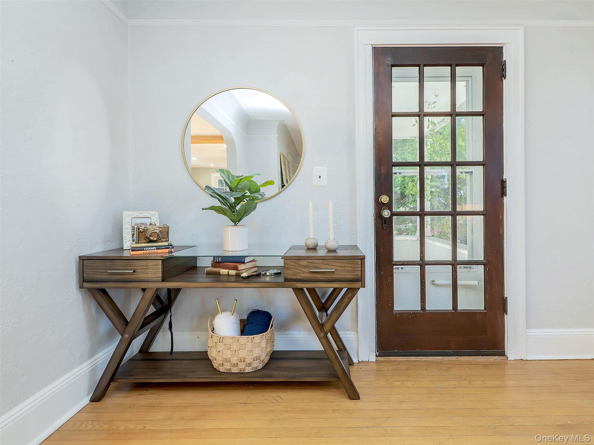 16 Avenue A, Port Washington, NY 11050