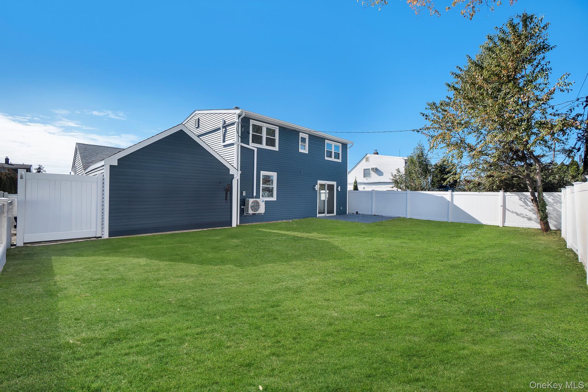 23 Chase Lane, Levittown, NY 11756