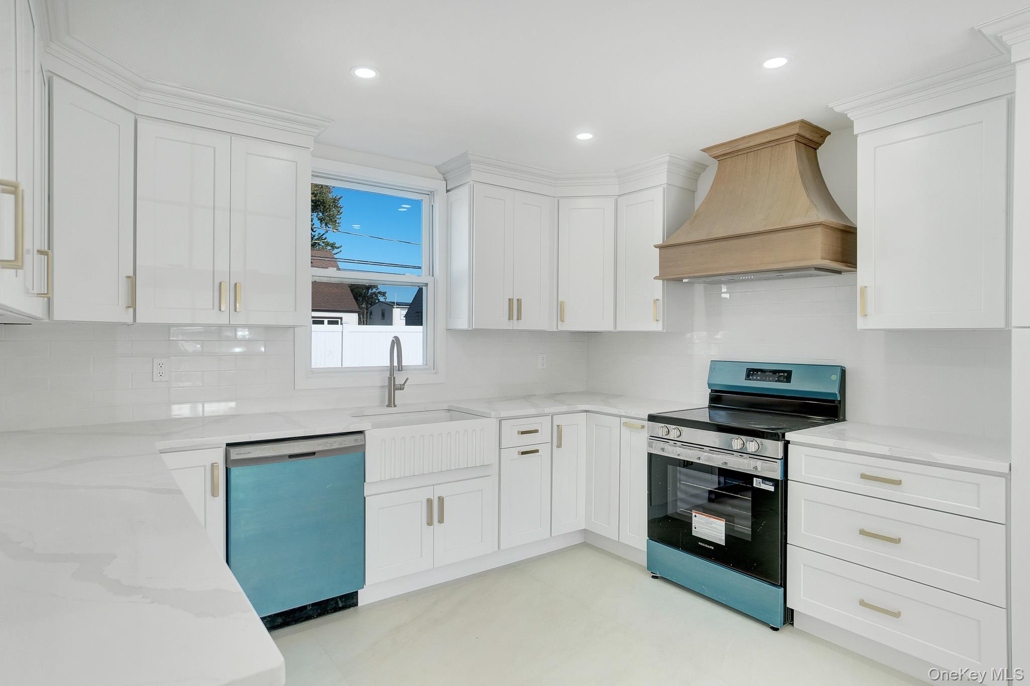 23 Chase Lane, Levittown, NY 11756