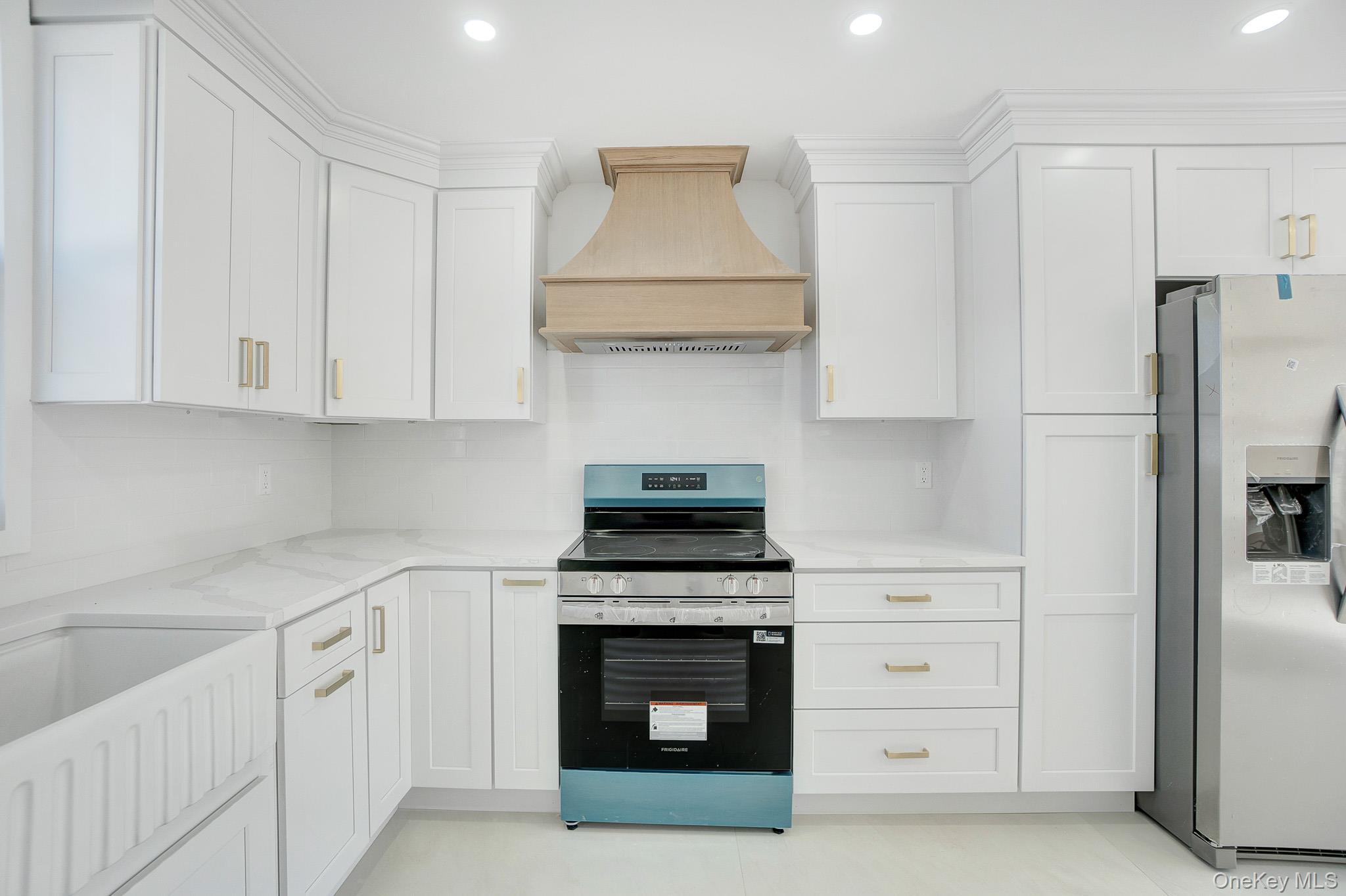 23 Chase Lane, Levittown, NY 11756