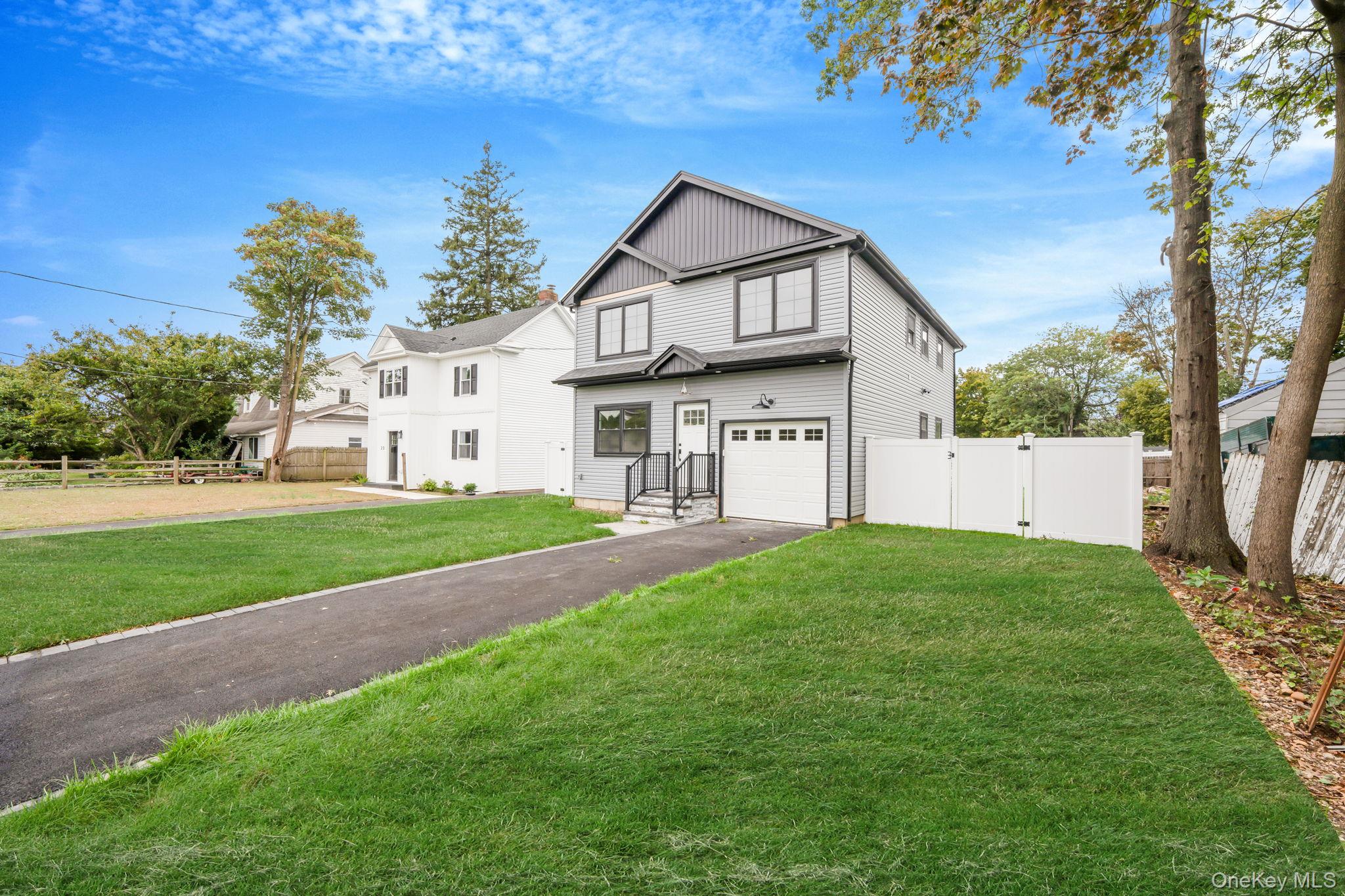 27 Elizabeth Court, Hempstead, NY 11550