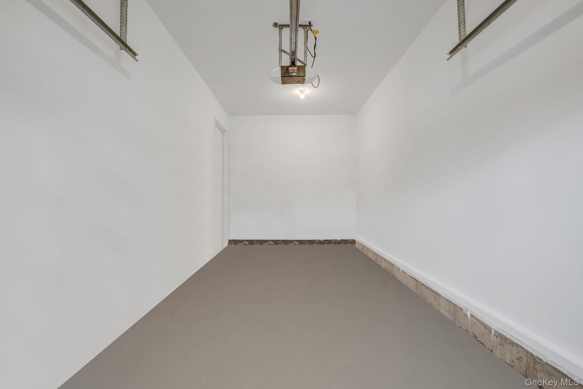 27 Elizabeth Court, Hempstead, NY 11550