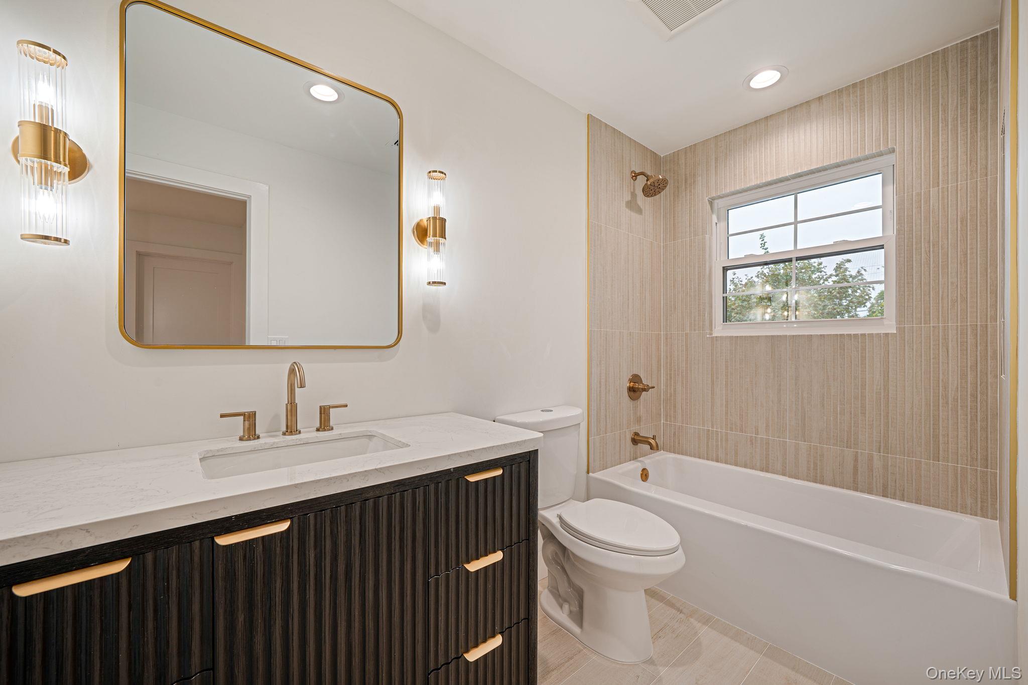 27 Elizabeth Court, Hempstead, NY 11550