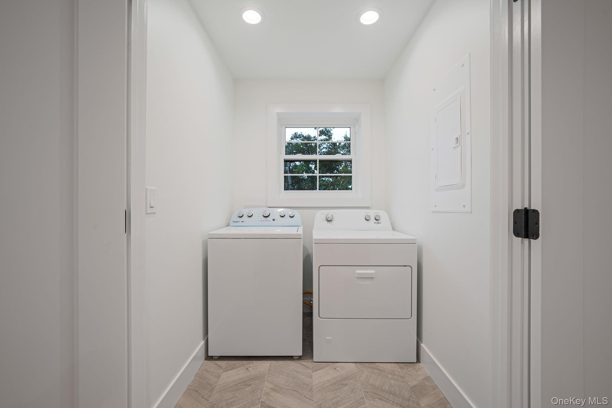 27 Elizabeth Court, Hempstead, NY 11550