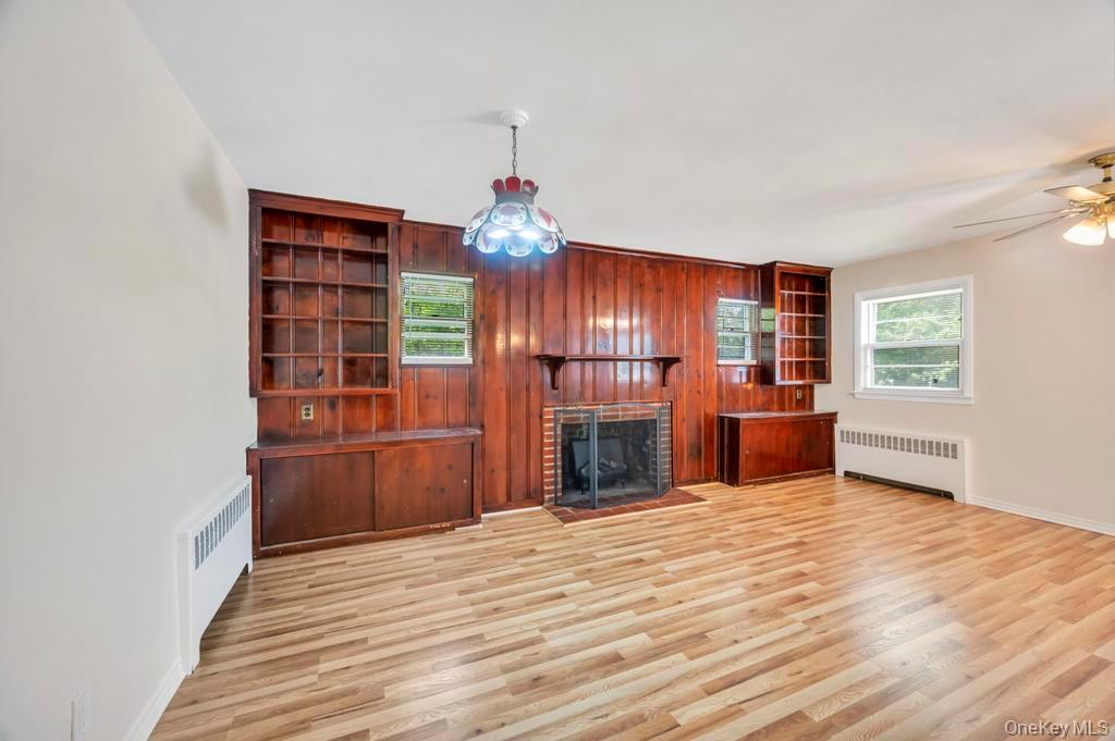 51 Stevenson Road, Hewlett, NY 11557