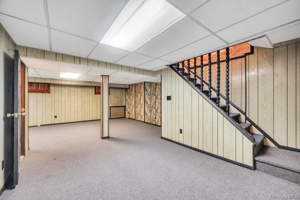 51 Stevenson Road, Hewlett, NY 11557