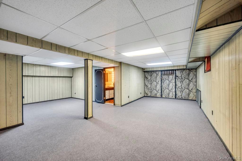 51 Stevenson Road, Hewlett, NY 11557