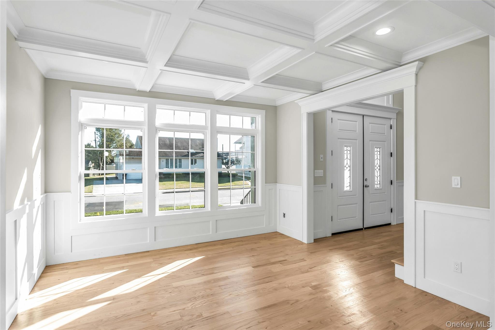 47 Shelter Hill Road, Plainview, NY 11803