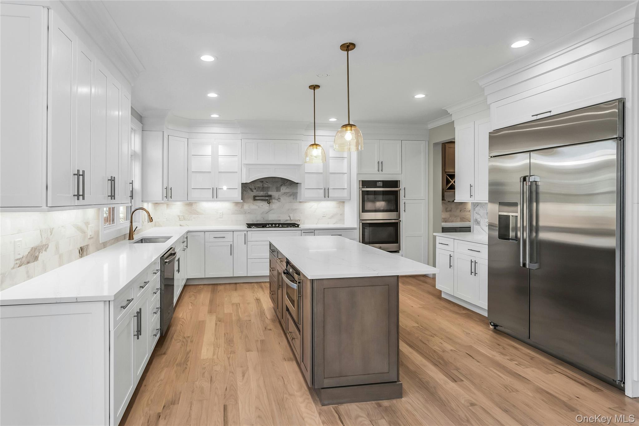 47 Shelter Hill Road, Plainview, NY 11803